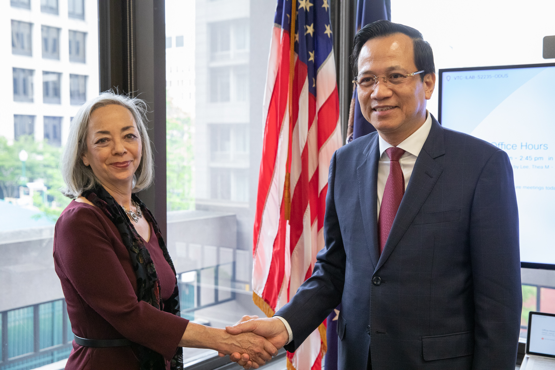 Expanding comprehensive cooperation in labour, employment, human resources and social security between Vietnam and the US