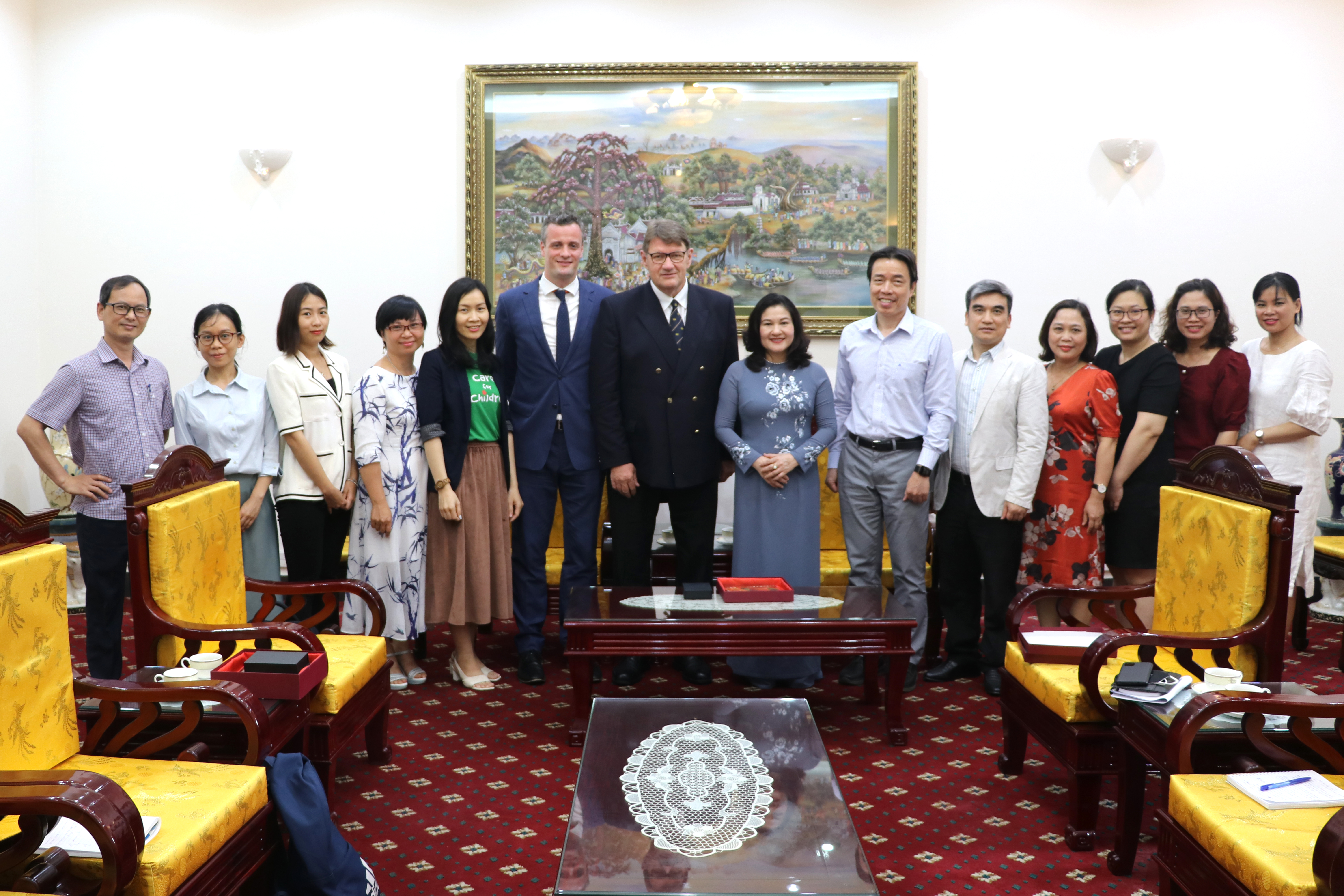 Deputy Minister Nguyen Thi Ha receives Executive Director of Care for Children Organization